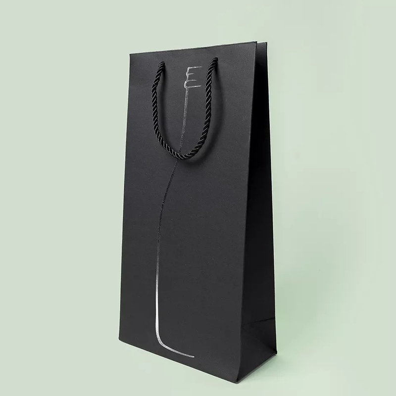 Recycled Kraft Black Paper Carrier Bags Customized Patone Color